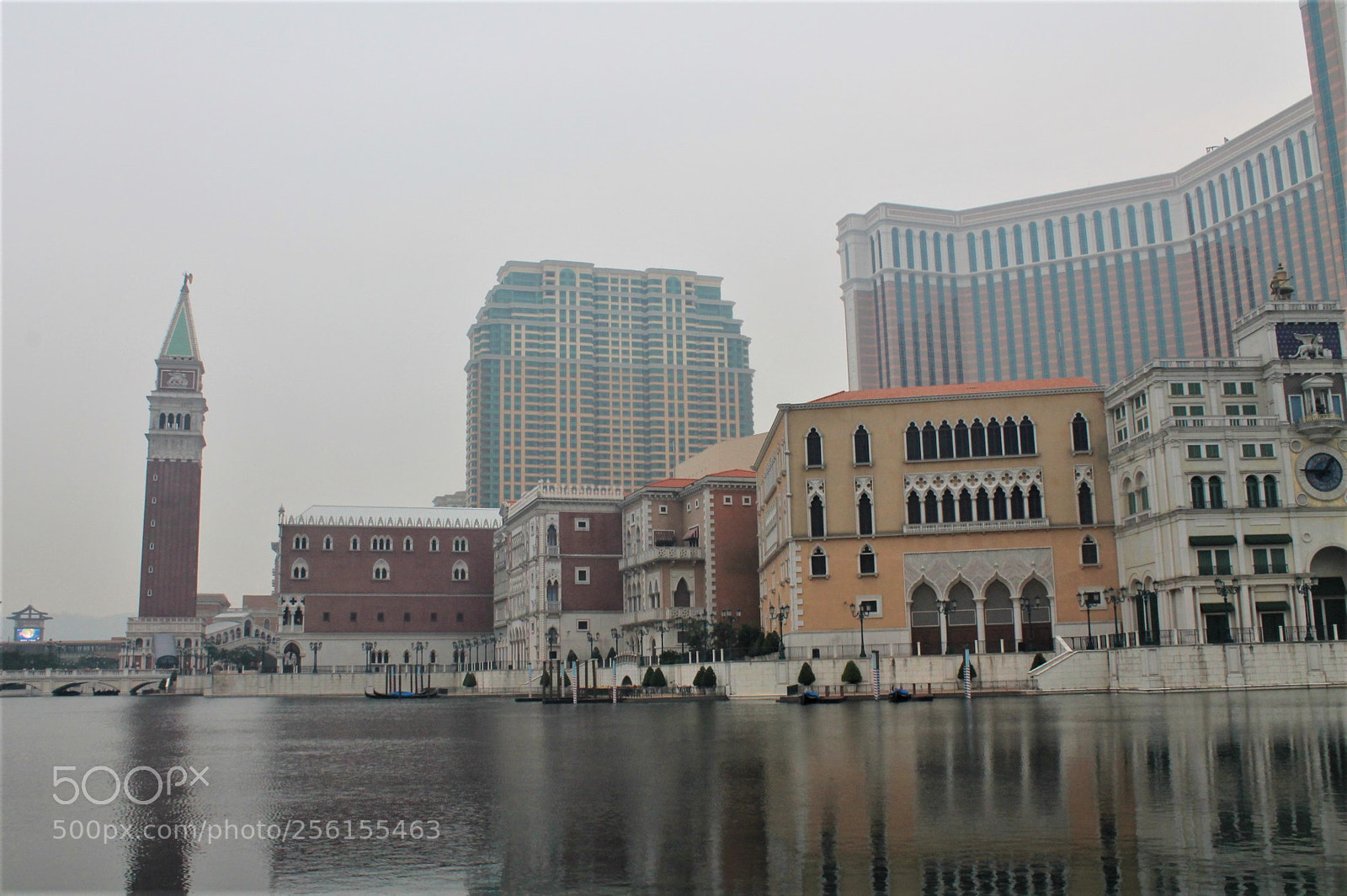 Canon EOS 1100D (EOS Rebel T3 / EOS Kiss X50) sample photo. Casino venice in macao photography