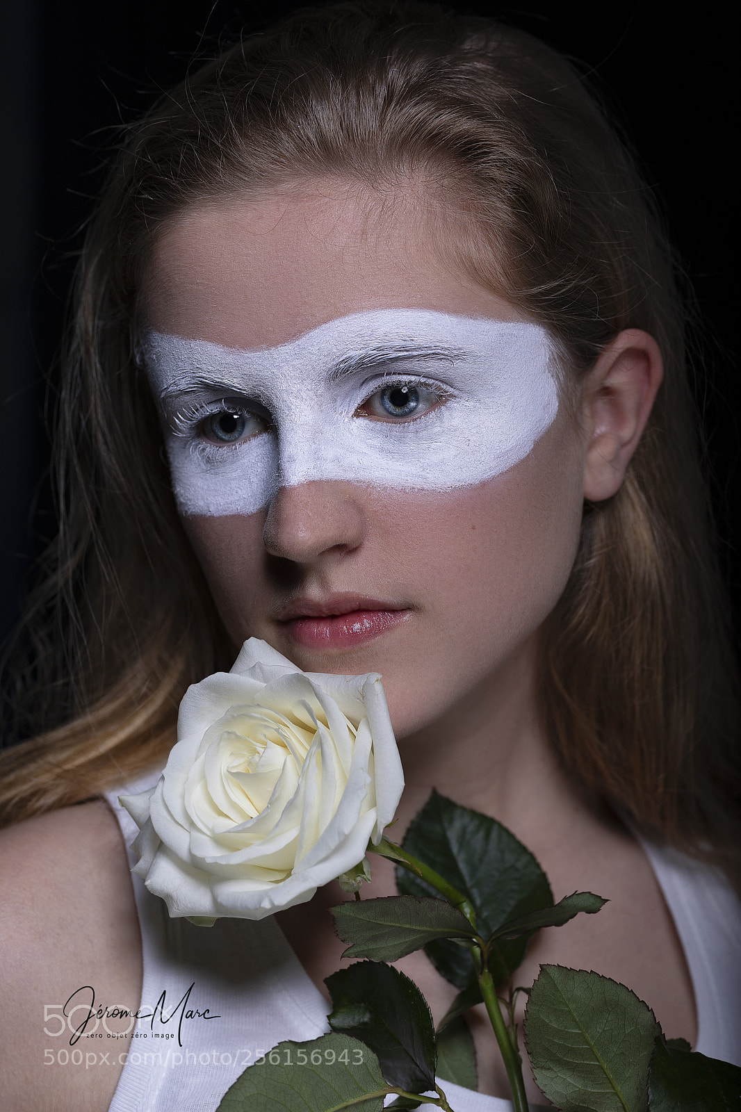 Canon EOS 5D Mark IV sample photo. Juliette à la rose photography