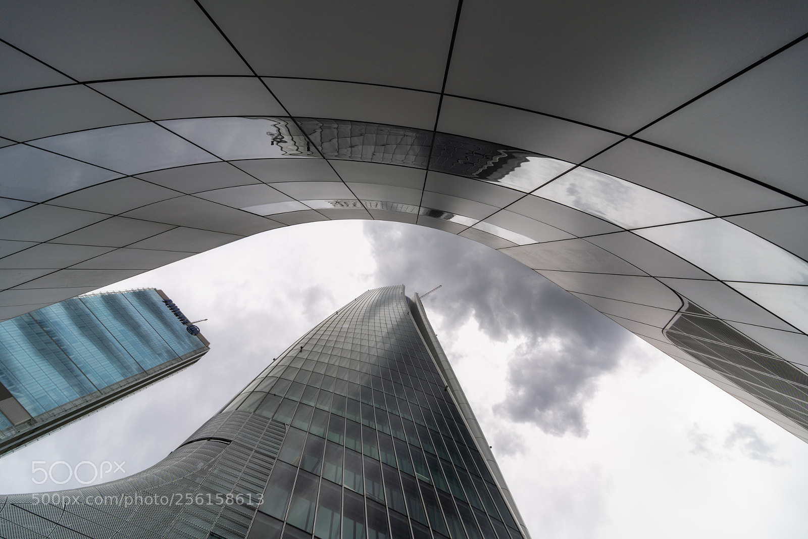 Sony a7R III sample photo. Perspectives of citylife photography