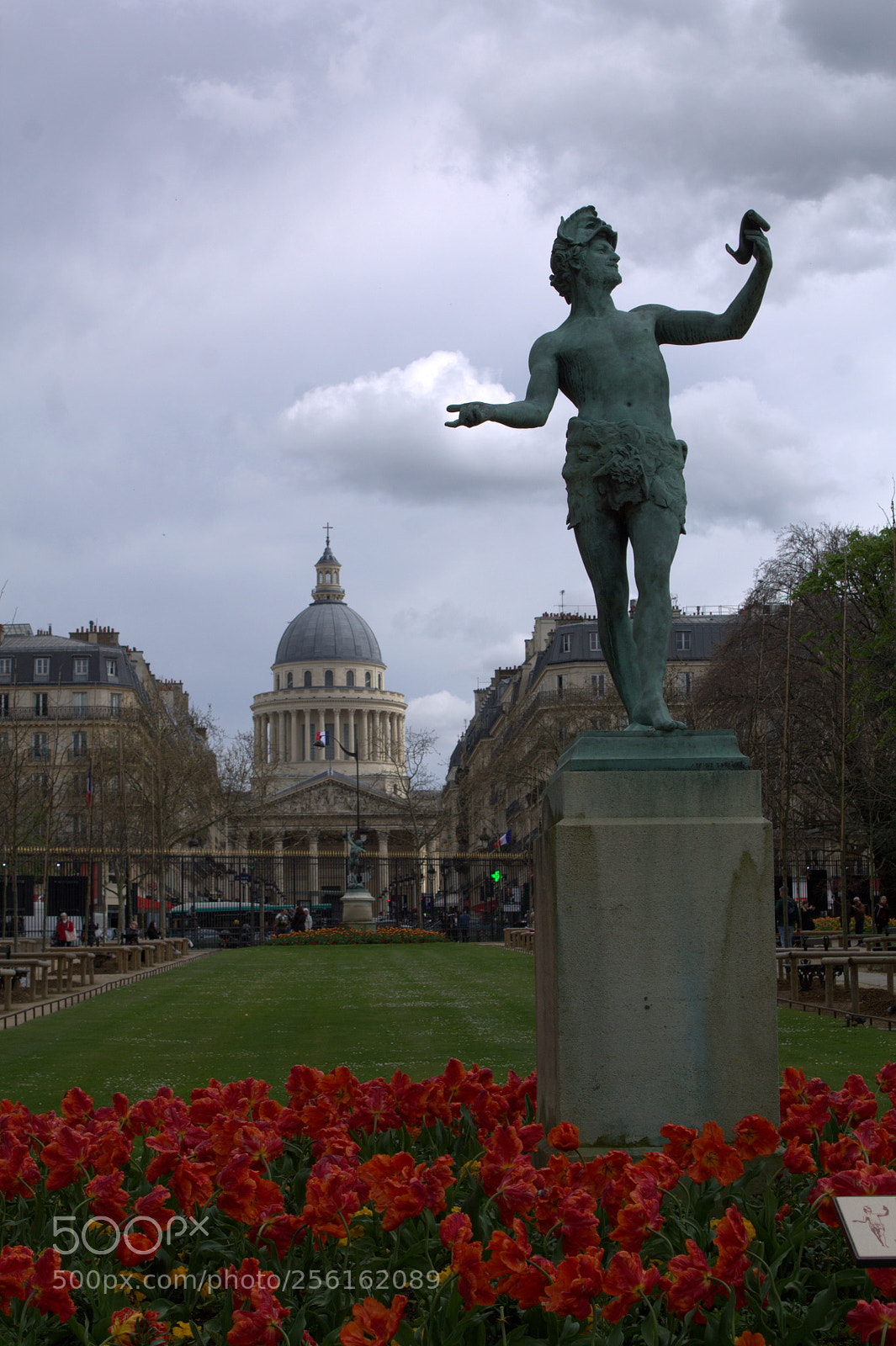 Canon EOS 1100D (EOS Rebel T3 / EOS Kiss X50) sample photo. Jardin du luxembourg photography