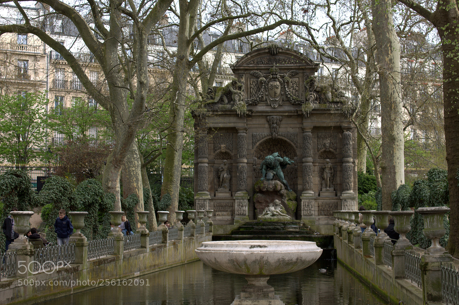 Canon EOS 1100D (EOS Rebel T3 / EOS Kiss X50) sample photo. La fontaine médicis photography