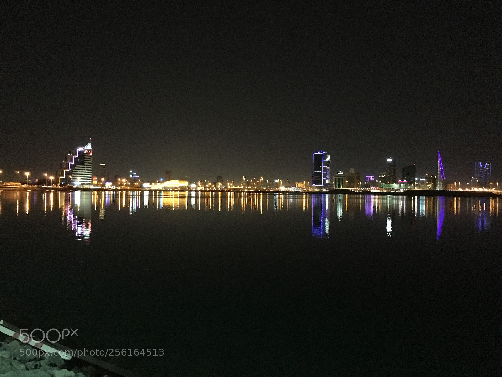 Apple iPhone 6s sample photo. Bahrain night photography