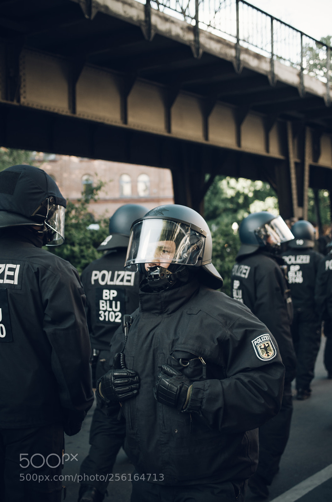 Pentax K-30 sample photo. Berlin may 1st photography