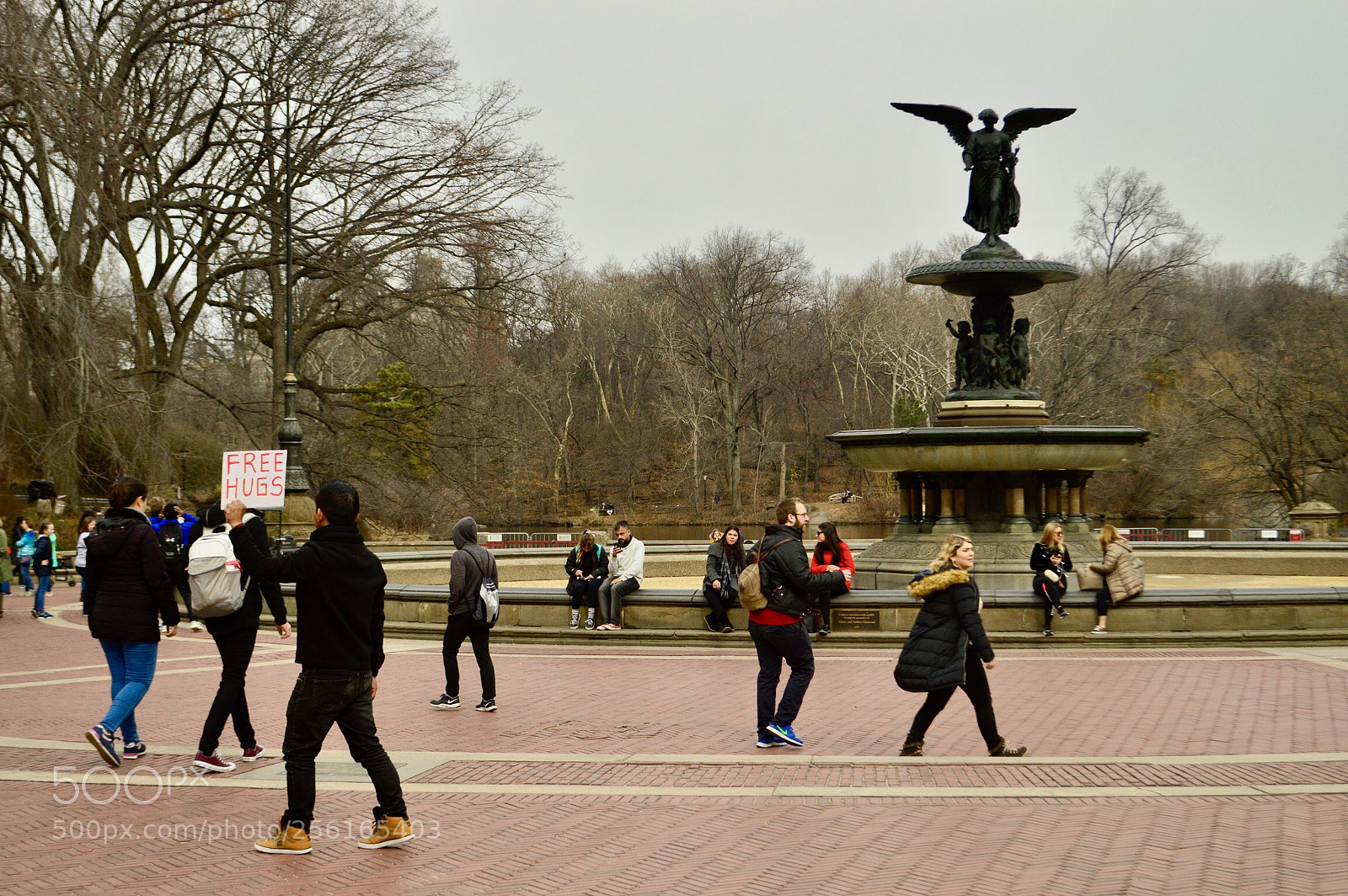 Nikon D3200 sample photo. Free hugs photography