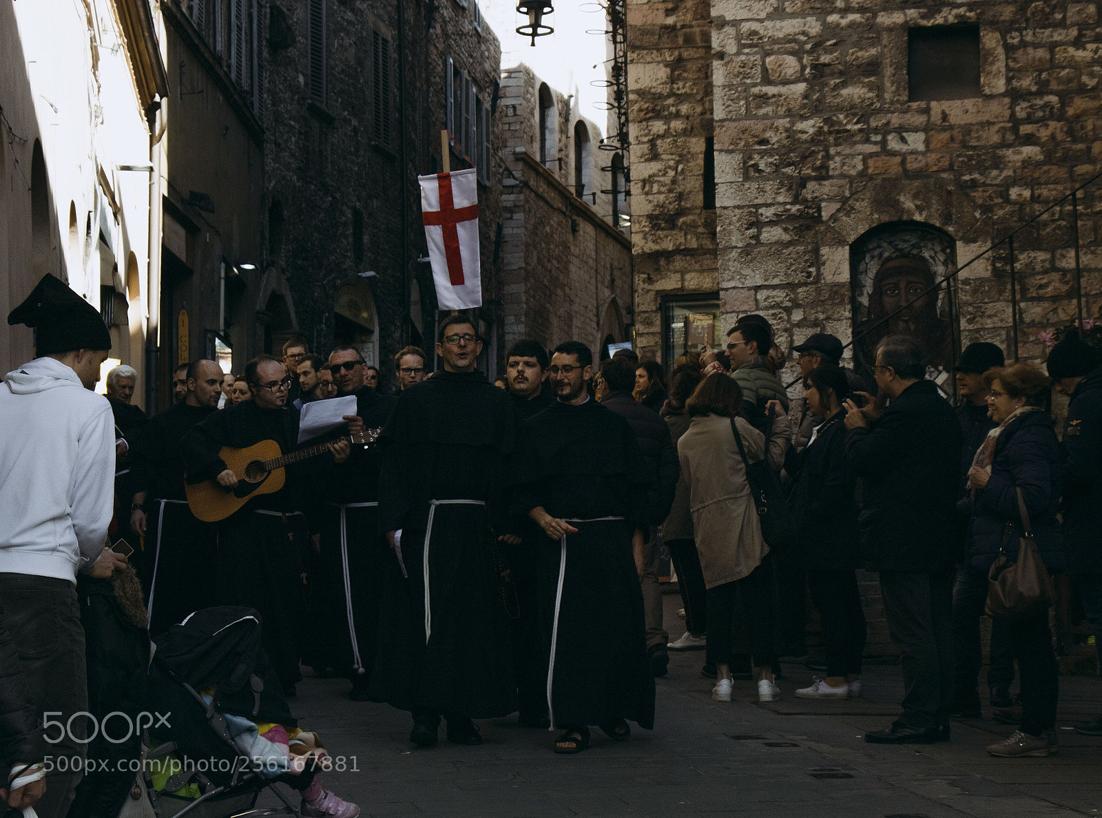 Canon EOS 750D (EOS Rebel T6i / EOS Kiss X8i) sample photo. Franciscan monks on easter photography