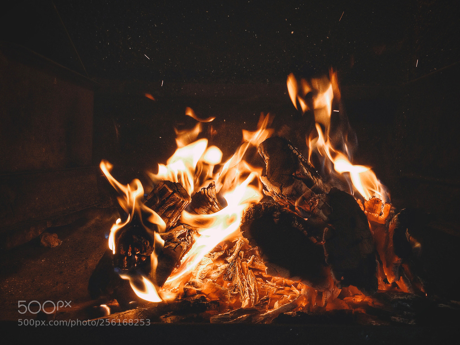 Apple iPhone 5s sample photo. Fire photography
