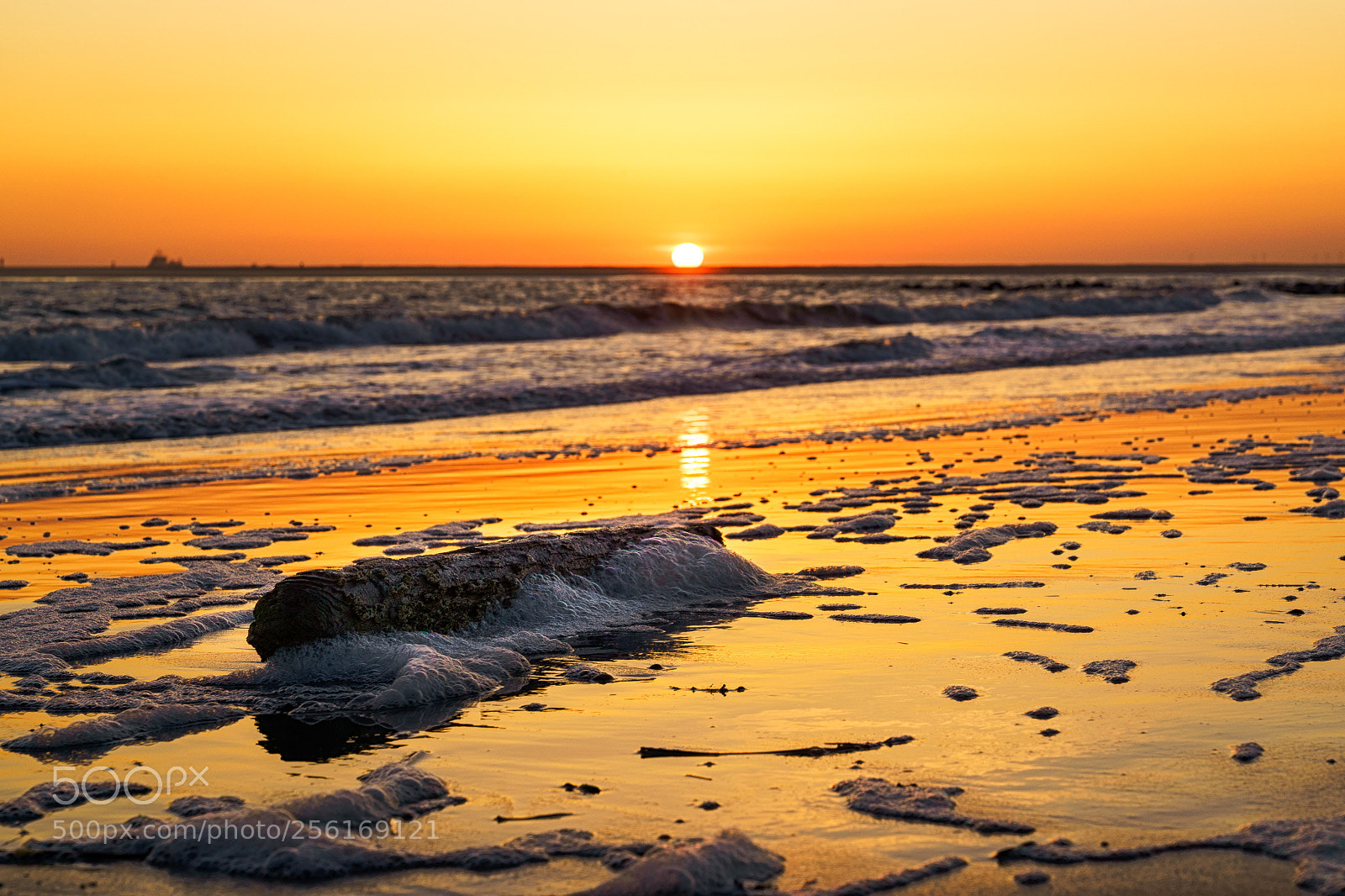 Sony a7 III sample photo. Sonnenuntergang borkum strand photography