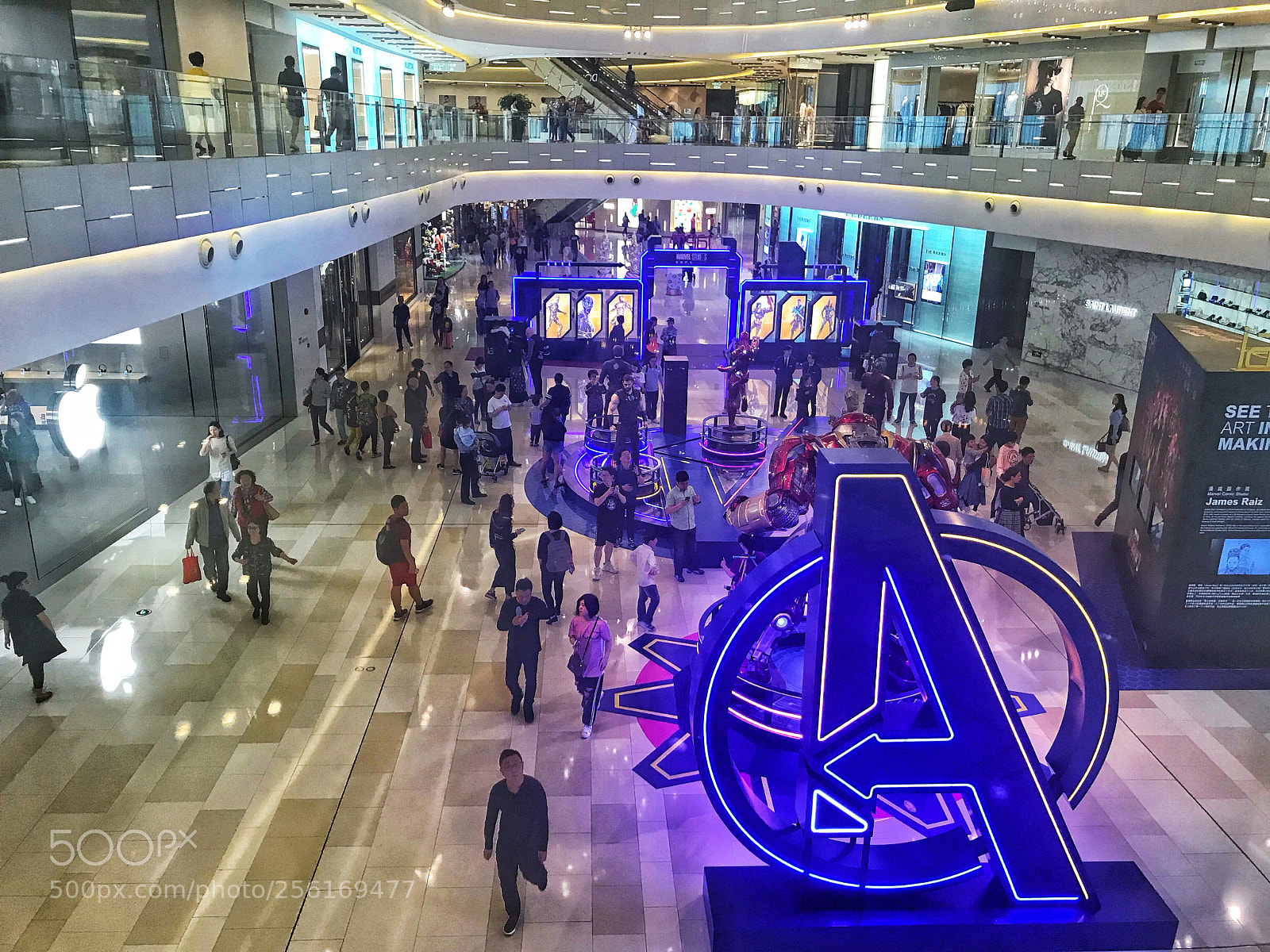 Apple iPhone 7 sample photo. The avengers come back photography