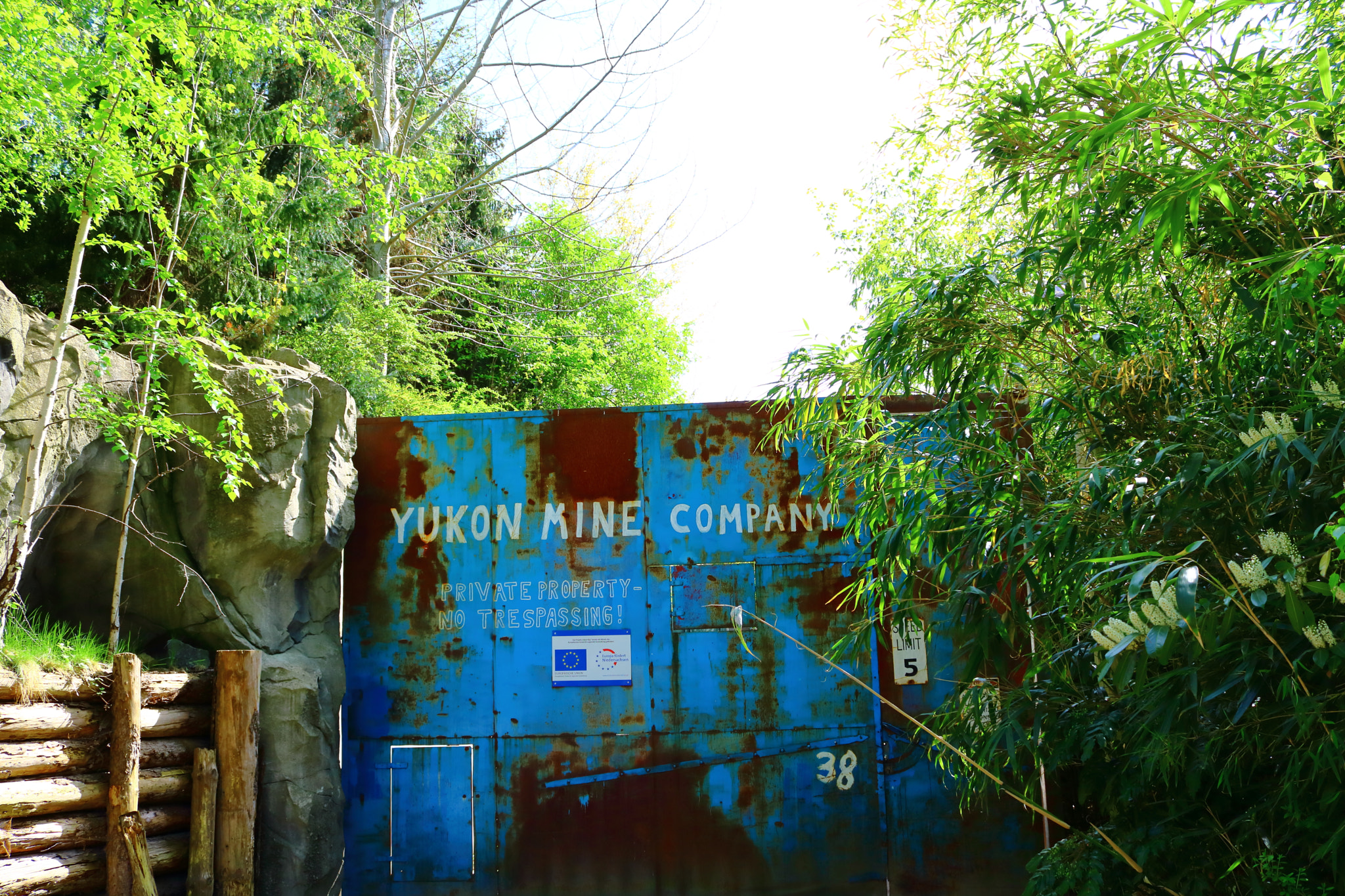Canon EOS 750D (EOS Rebel T6i / EOS Kiss X8i) sample photo. Yukon mining hannover photography