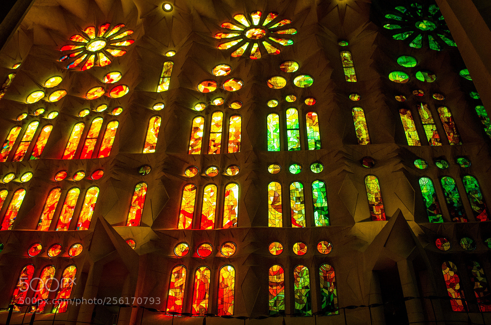 Nikon D5100 sample photo. Vidrieras de la sagrada photography