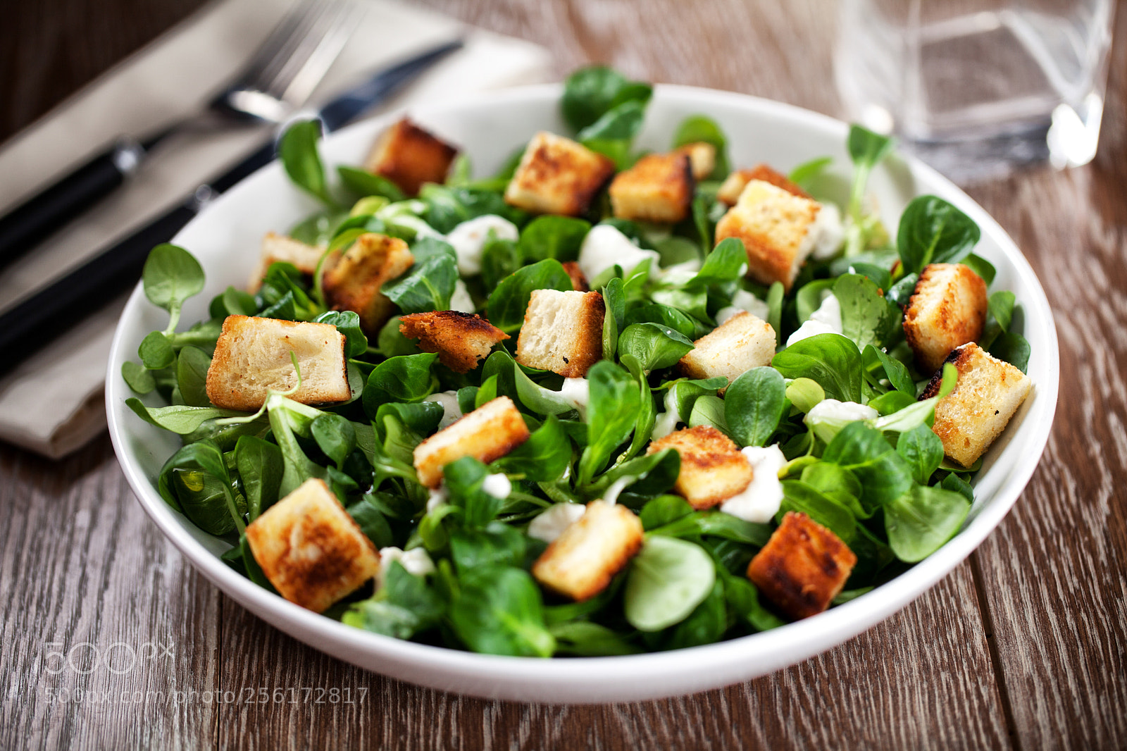 Canon EOS 5D Mark II sample photo. Caesar salad photography