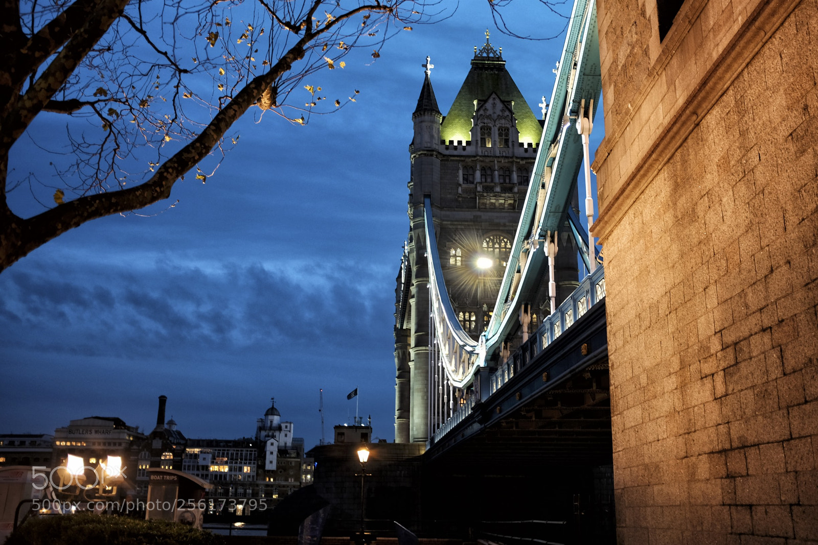 Fujifilm X100T sample photo. Twilight photography
