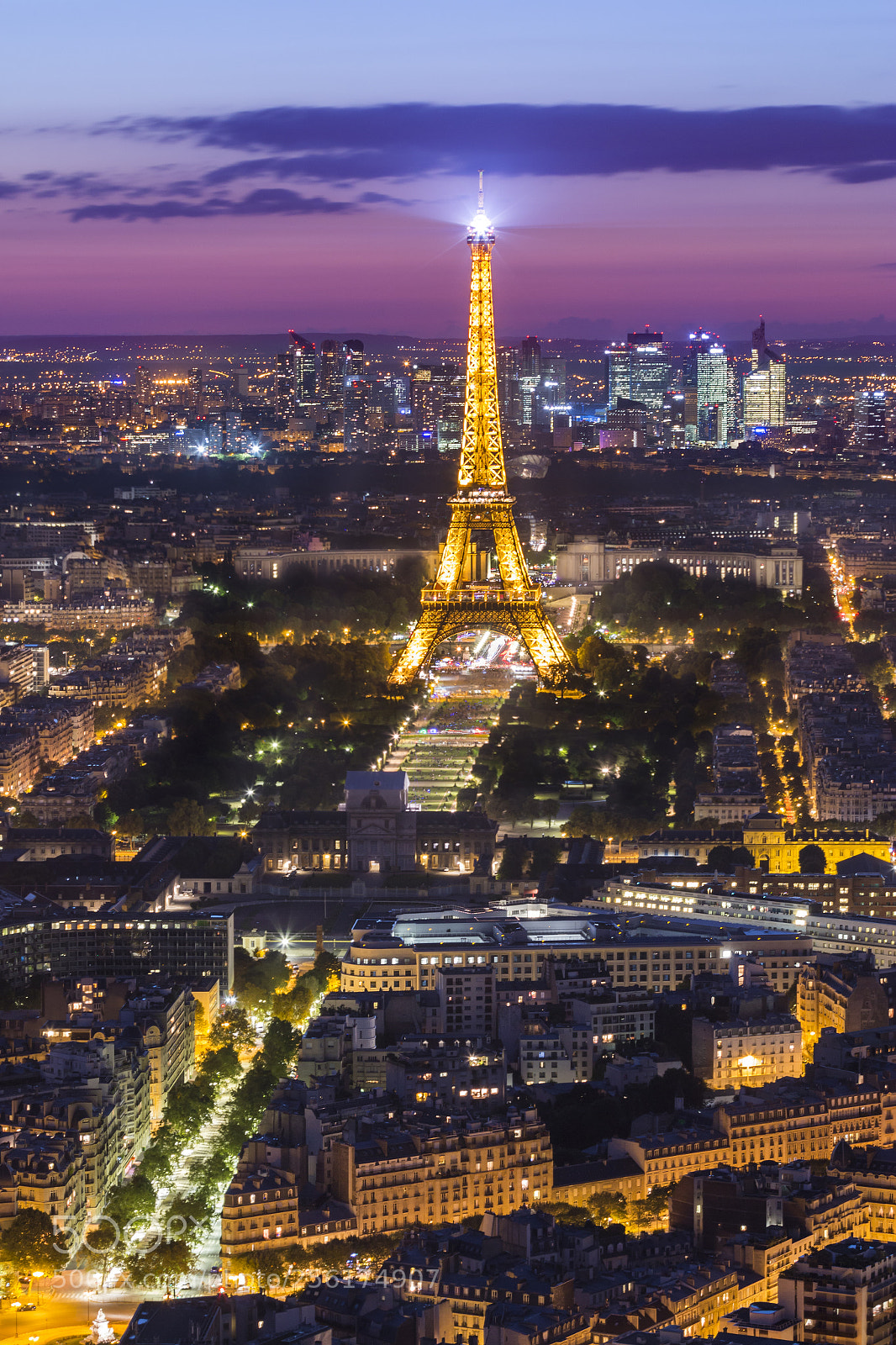Canon EOS 70D sample photo. Illuminated eiffel tower in photography