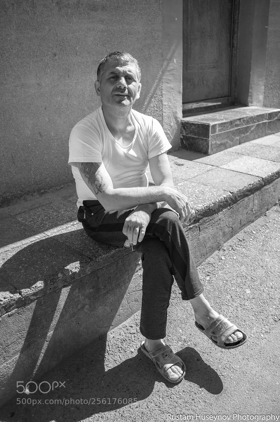 Fujifilm FinePix X100 sample photo. Man in tbilisi photography