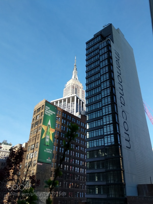 Google Pixel 2 XL sample photo. The empire state building photography