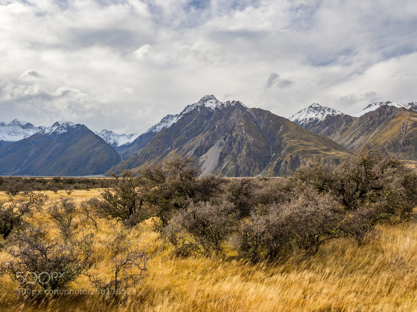 Olympus OM-D E-M10 II sample photo. Mount cook photography