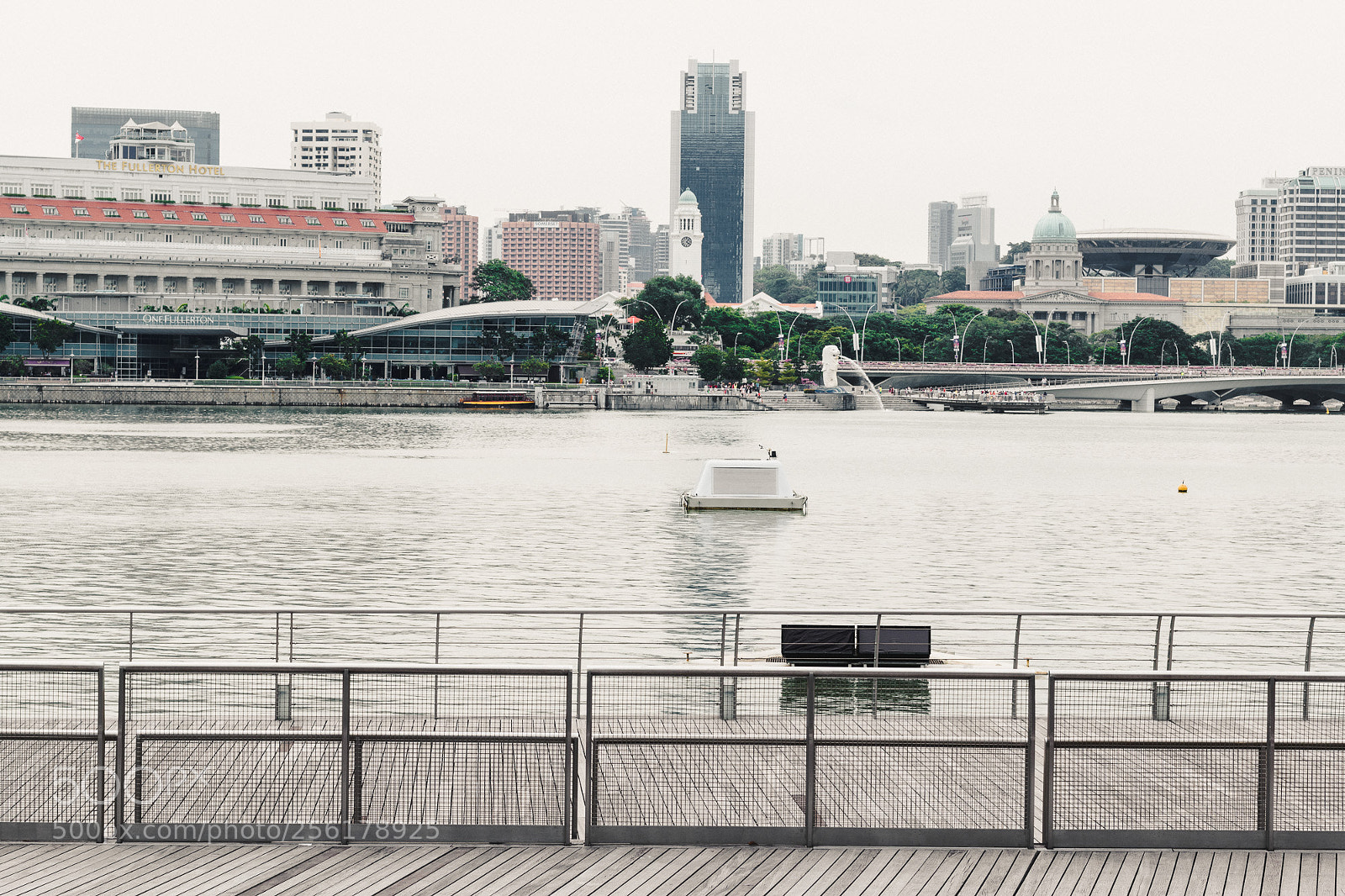 Canon EOS 70D sample photo. Marina bay sands photography