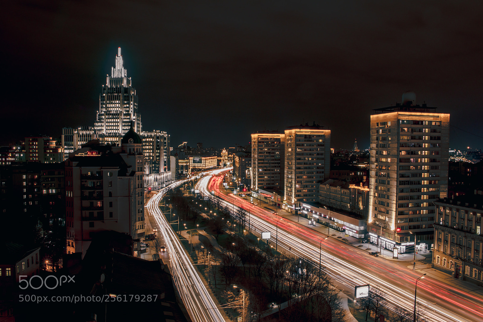 Canon EOS 80D sample photo. Moscow light trails photography