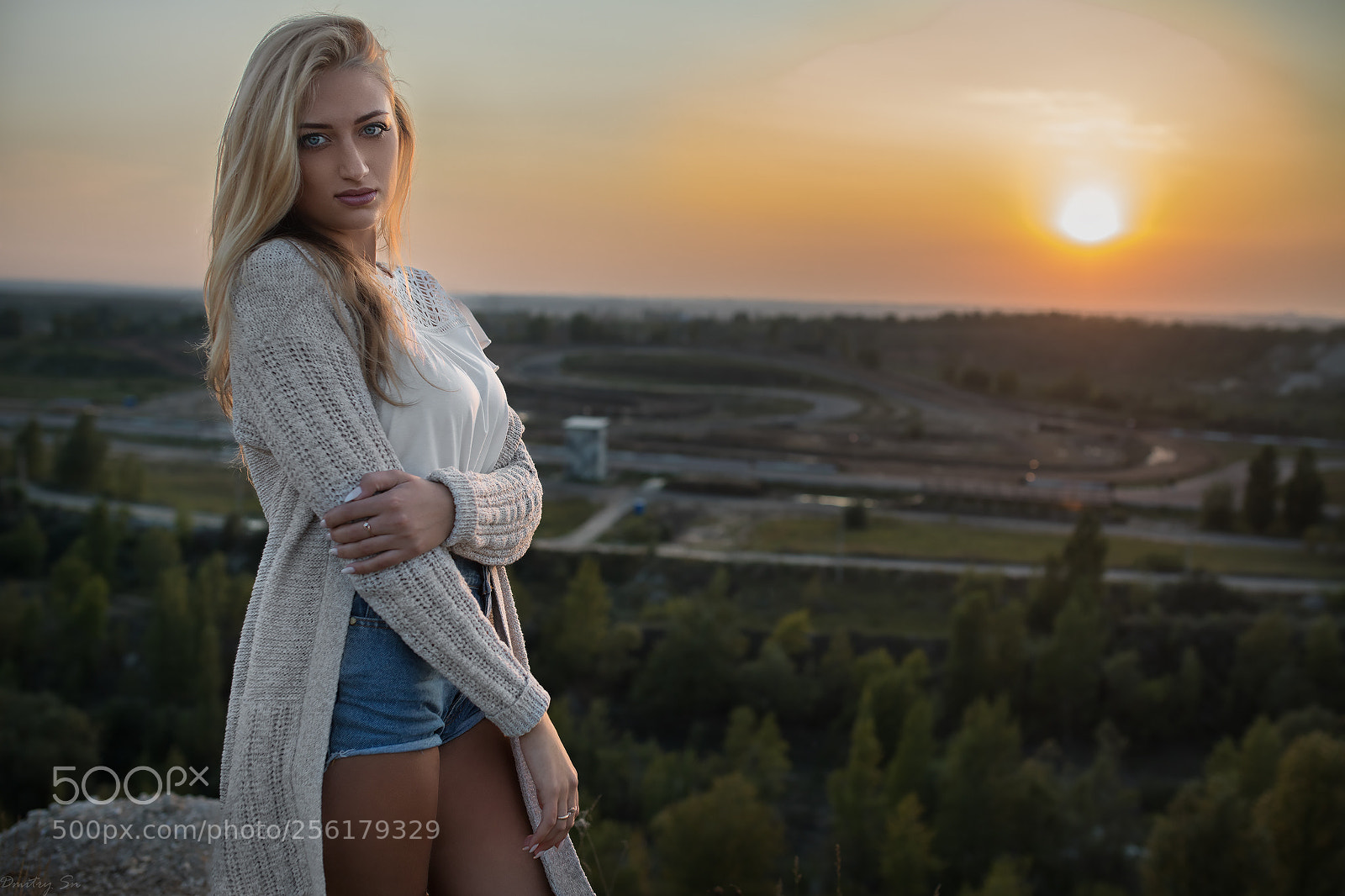 Canon EOS 5D Mark IV sample photo. Lisa photography