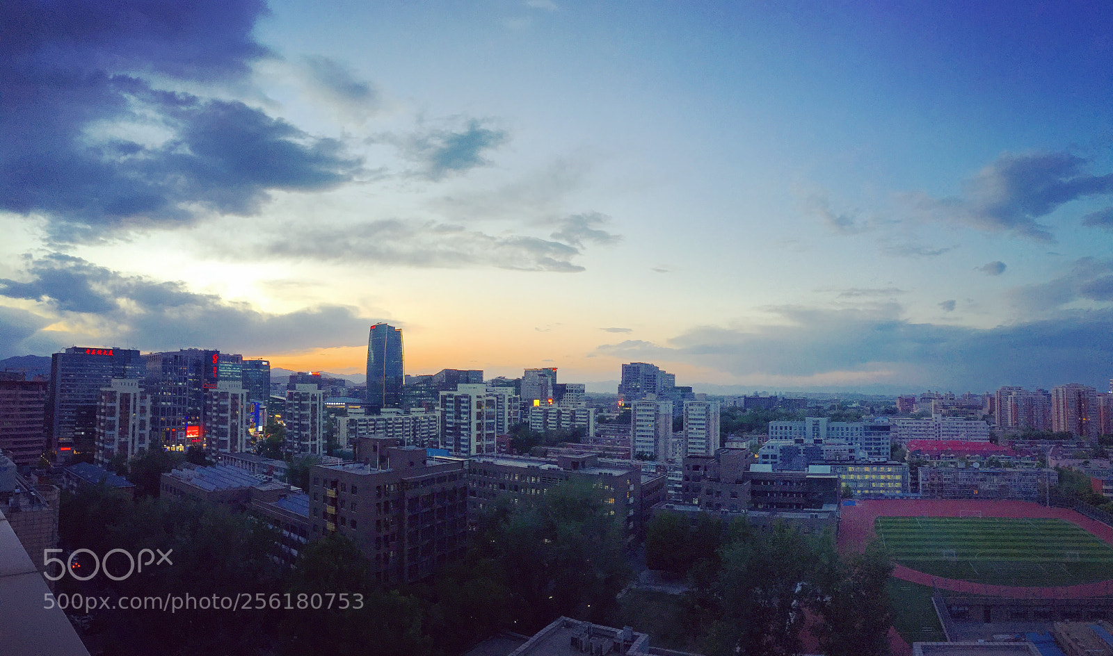 Apple iPhone 6s sample photo. The skyline photography