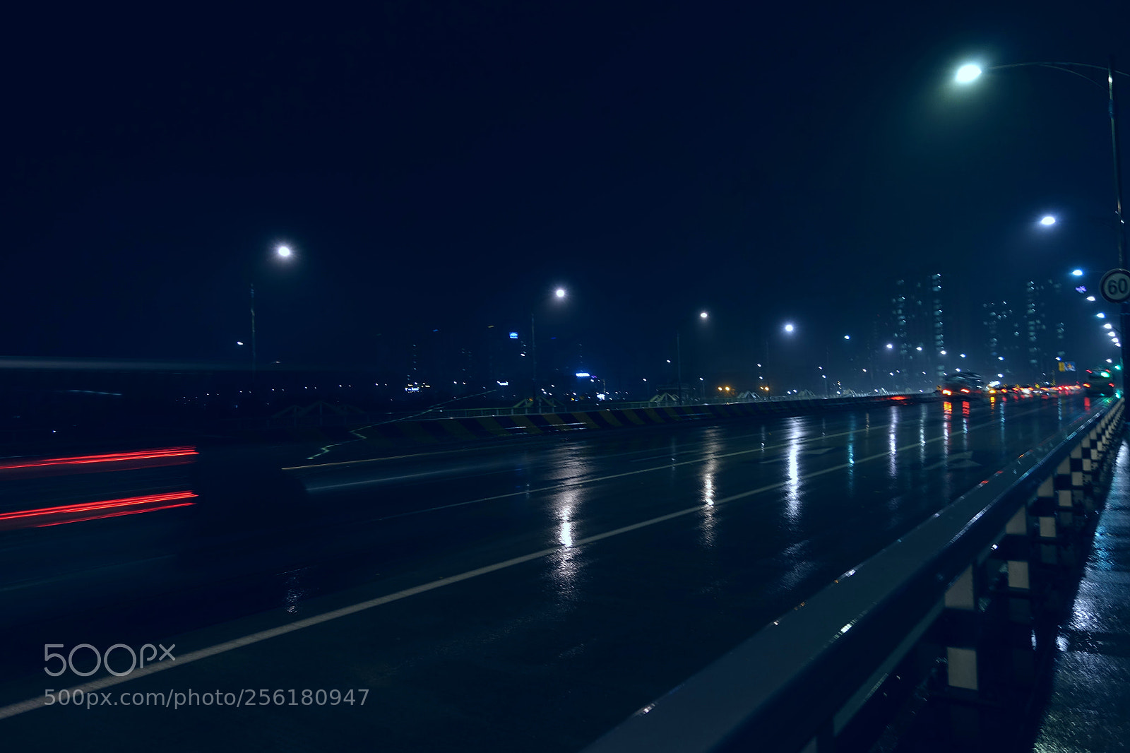 Sony Cyber-shot DSC-RX100 IV sample photo. One rainy day night photography