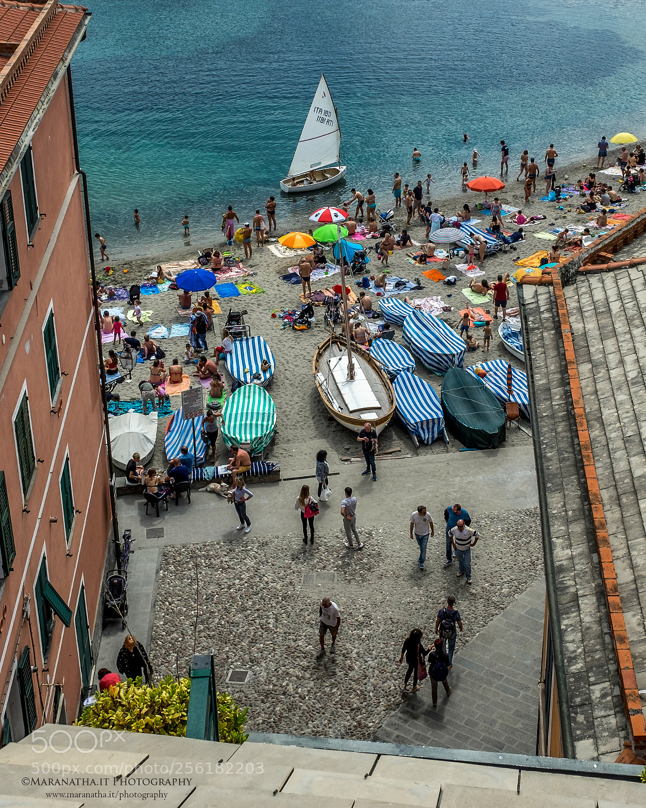 Fujifilm X100T sample photo. Baia di levante photography