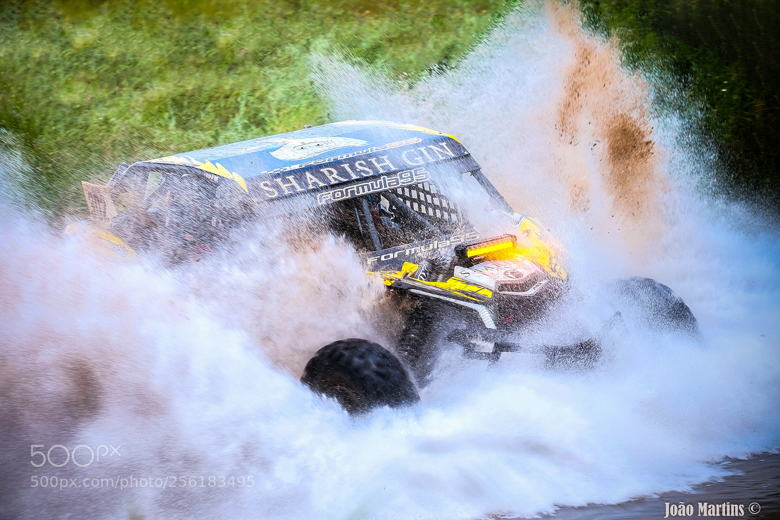 Fujifilm X-T1 sample photo. Splash! photography