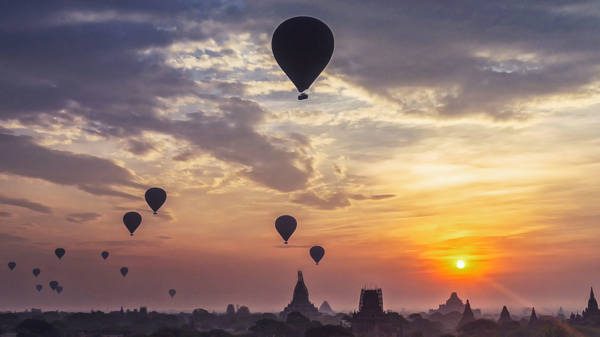 Sony Alpha NEX-3N sample photo. Globos al amanecer photography