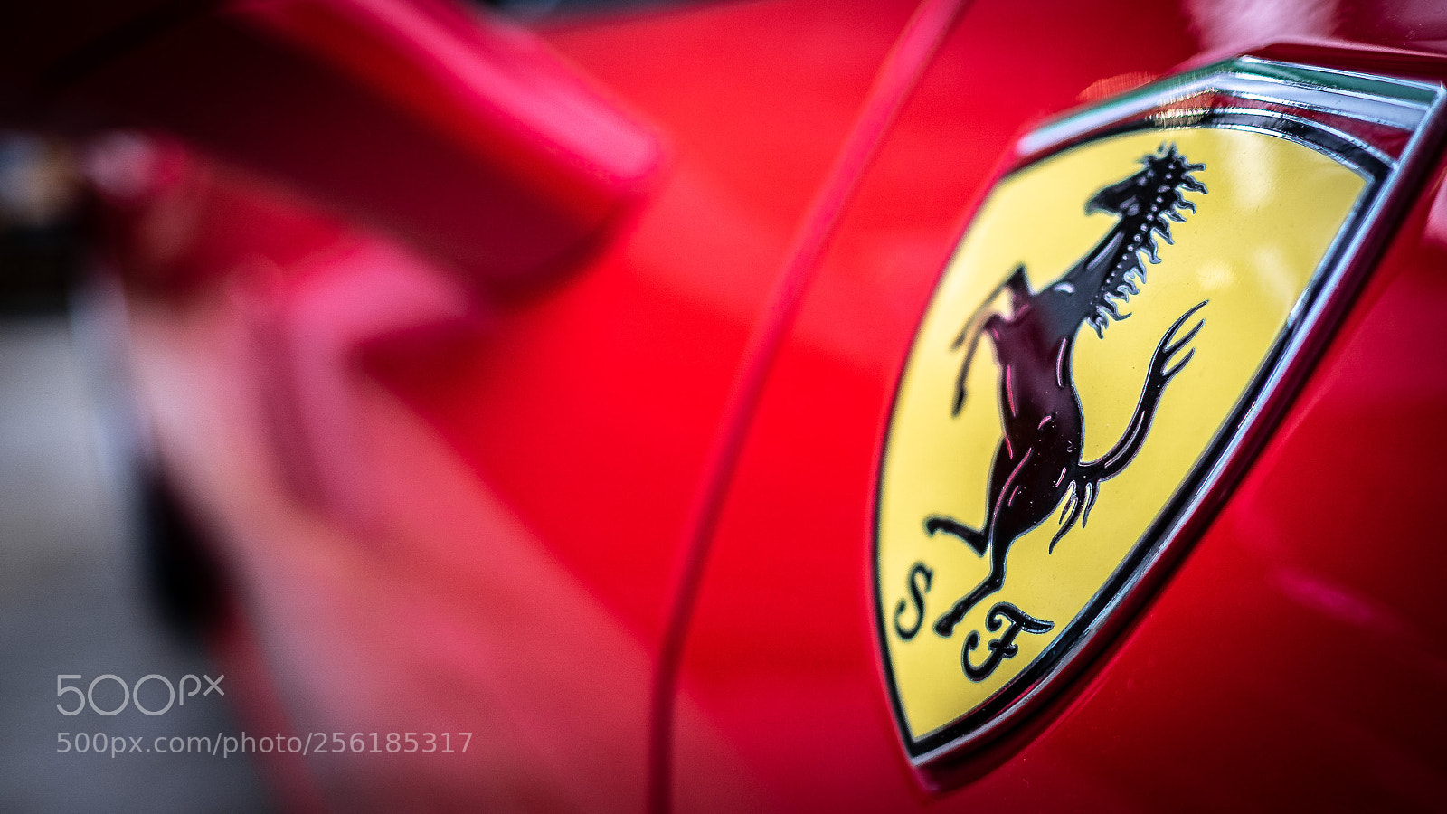 Olympus OM-D E-M5 II sample photo. Oldtimer photography