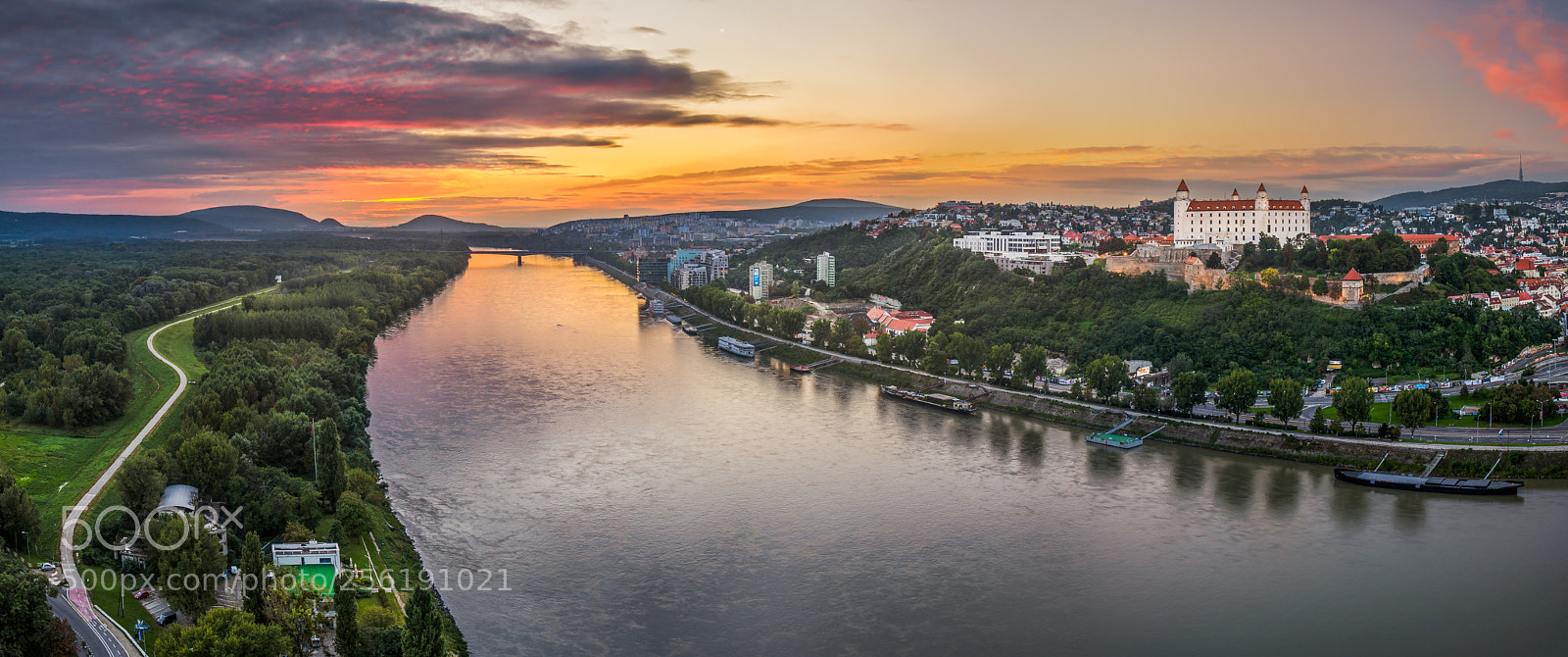 Nikon D3100 sample photo. Bratislava castle at sunset photography