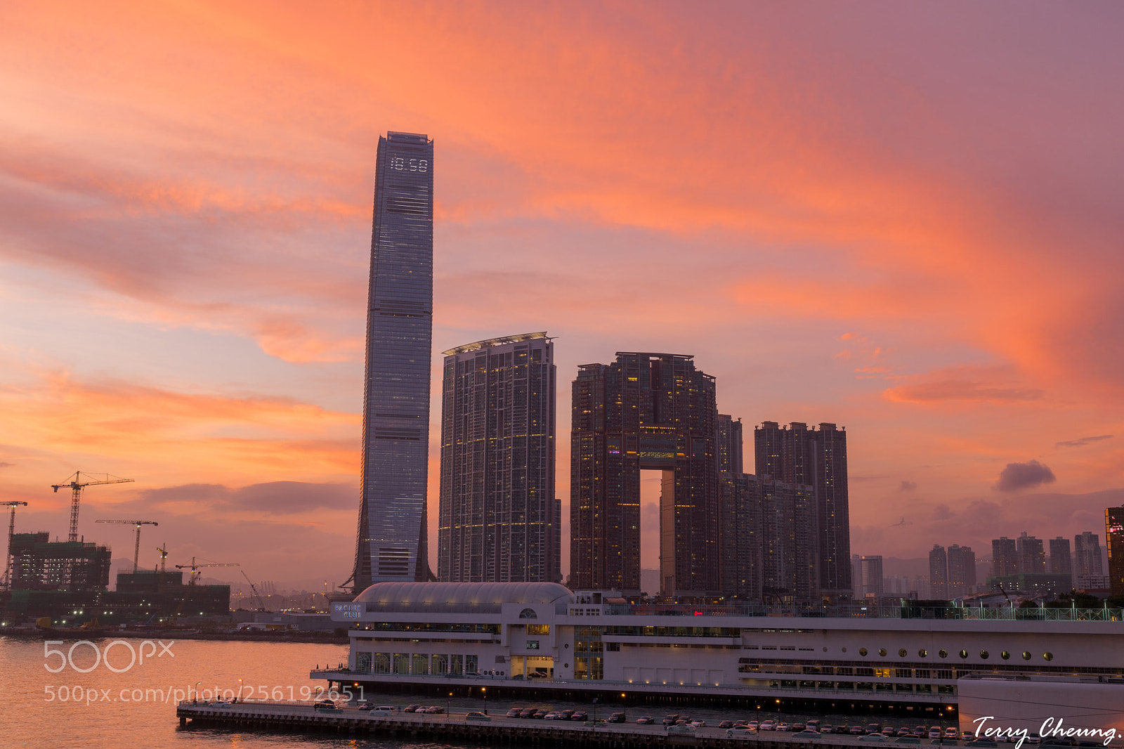 Nikon D5300 sample photo. The red day tsim photography