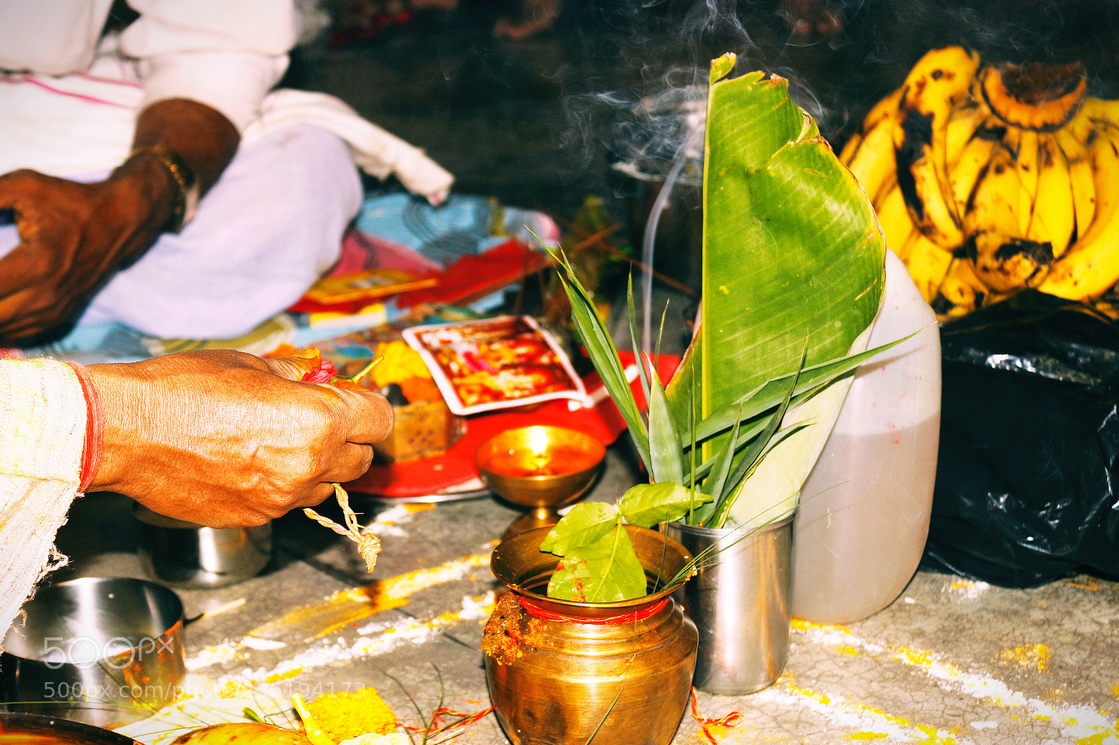 Canon EOS 700D (EOS Rebel T5i / EOS Kiss X7i) sample photo. Rituals photography