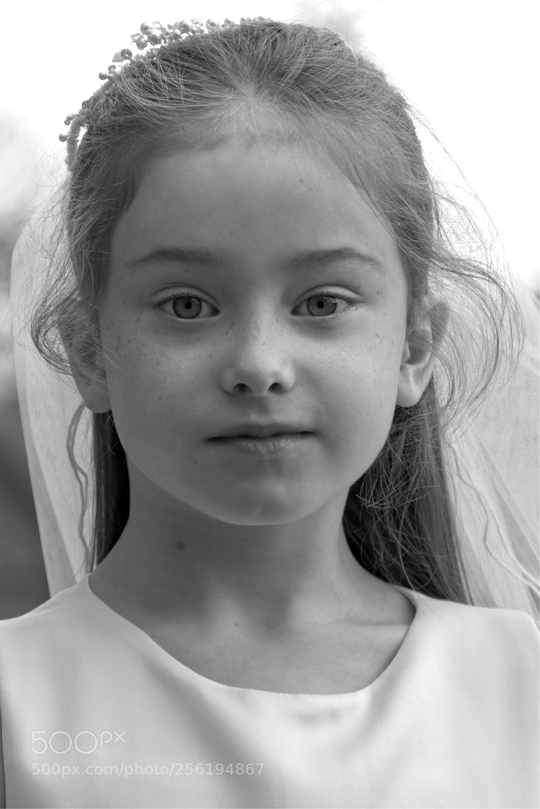 Canon EOS M5 sample photo. First communion portrait photography