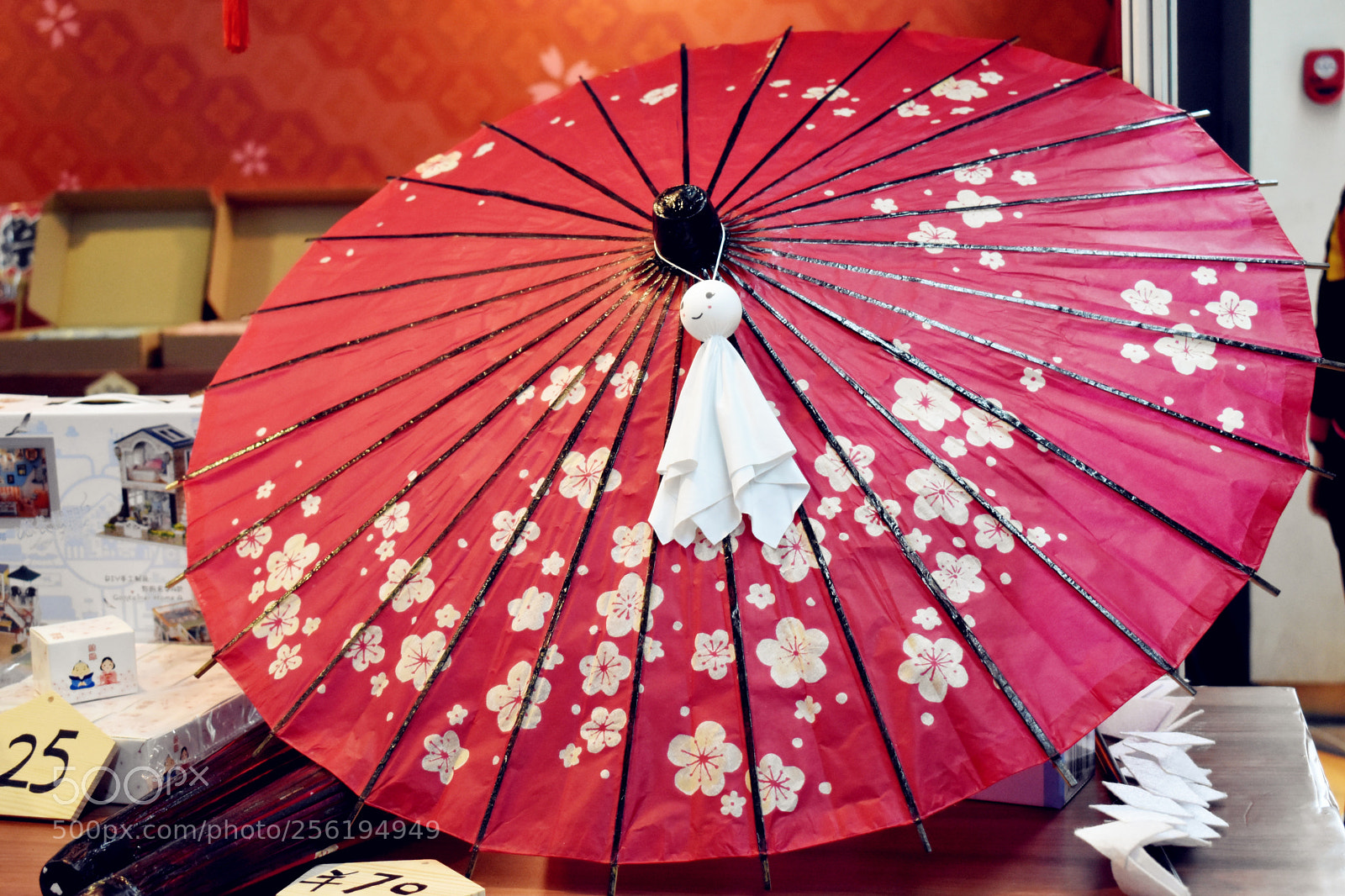 Nikon D3400 sample photo. Paperumbrellas of the comiket photography