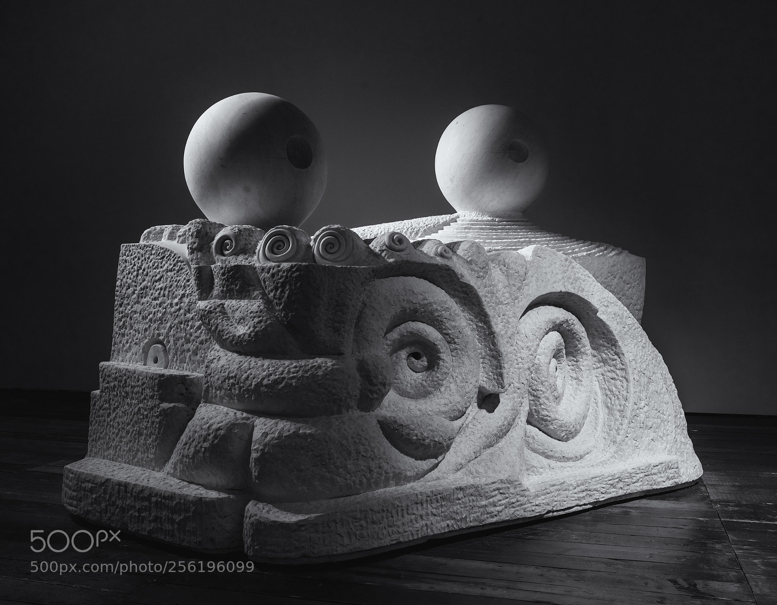 Hasselblad X1D-50c sample photo. Louise bourgeois sculpture photography