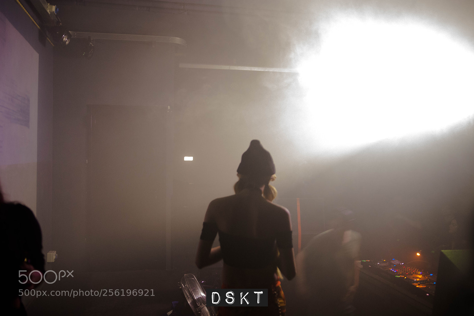 Canon EOS 80D sample photo. Dskt photography