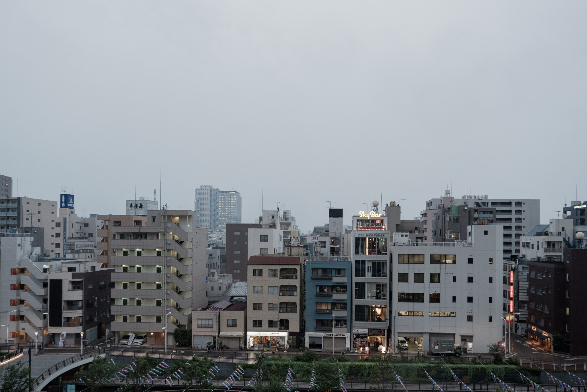 Fujifilm X-A3 sample photo. Tokyo skytree solamachi neighborhood photography