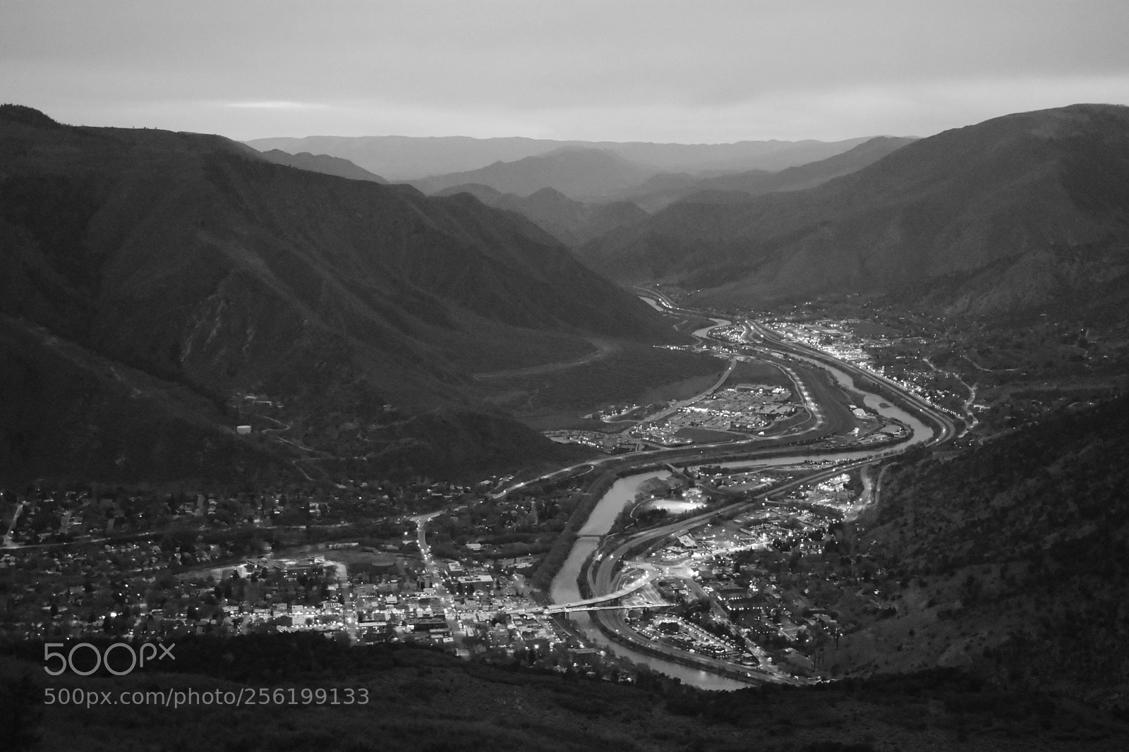 Nikon D3400 sample photo. Glenwood springs, colorado at photography