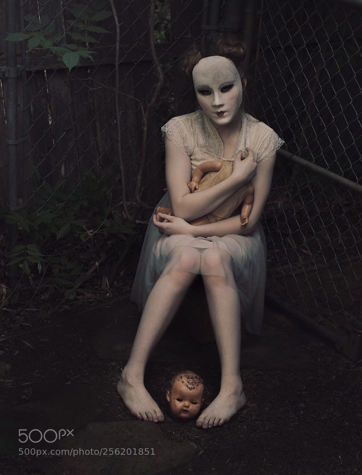 Canon EOS 6D sample photo. Emily and the spooky photography