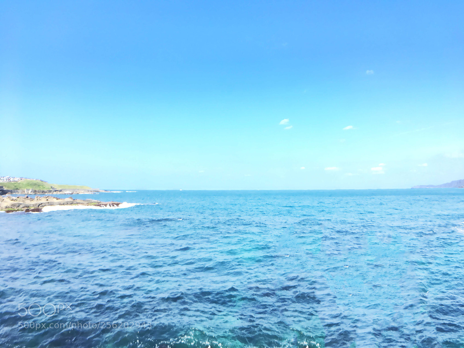 Apple iPhone SE sample photo. Horizon photography