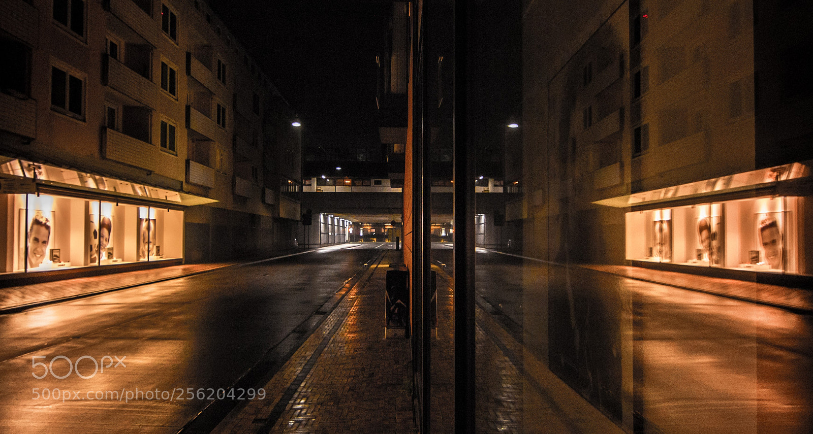 Canon EOS 700D (EOS Rebel T5i / EOS Kiss X7i) sample photo. Alley photography