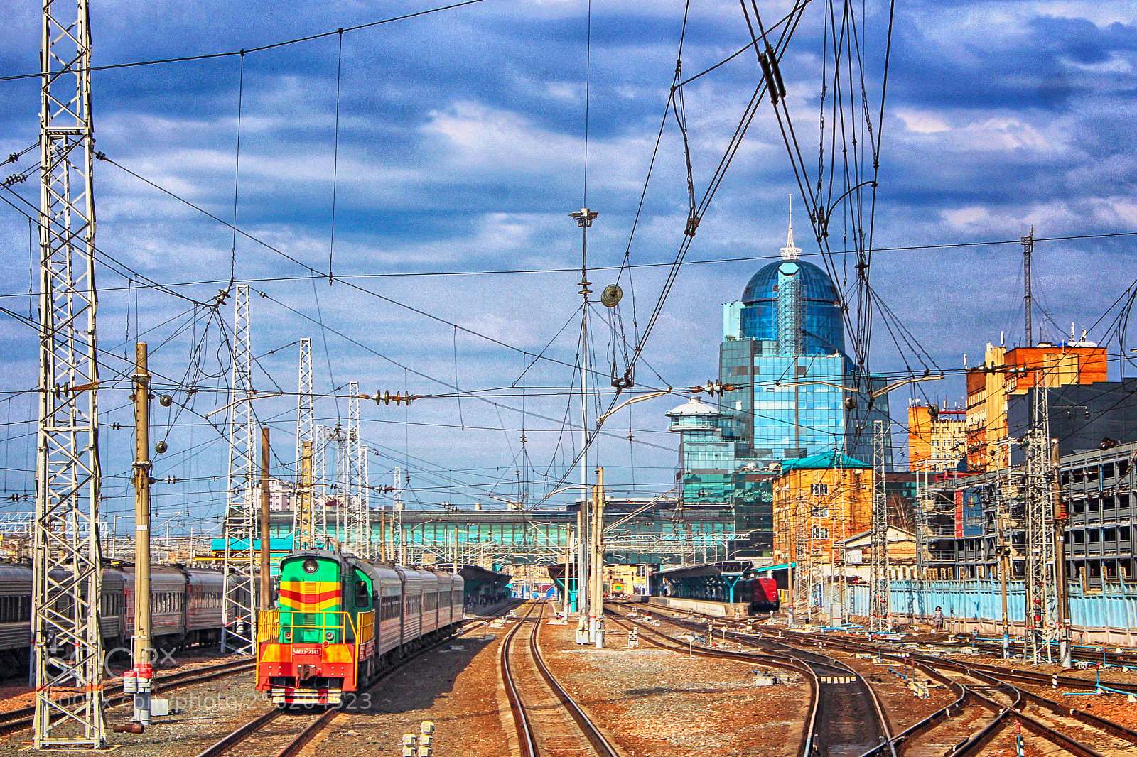 Canon EOS 600D (Rebel EOS T3i / EOS Kiss X5) sample photo. Maneuvers at the station photography
