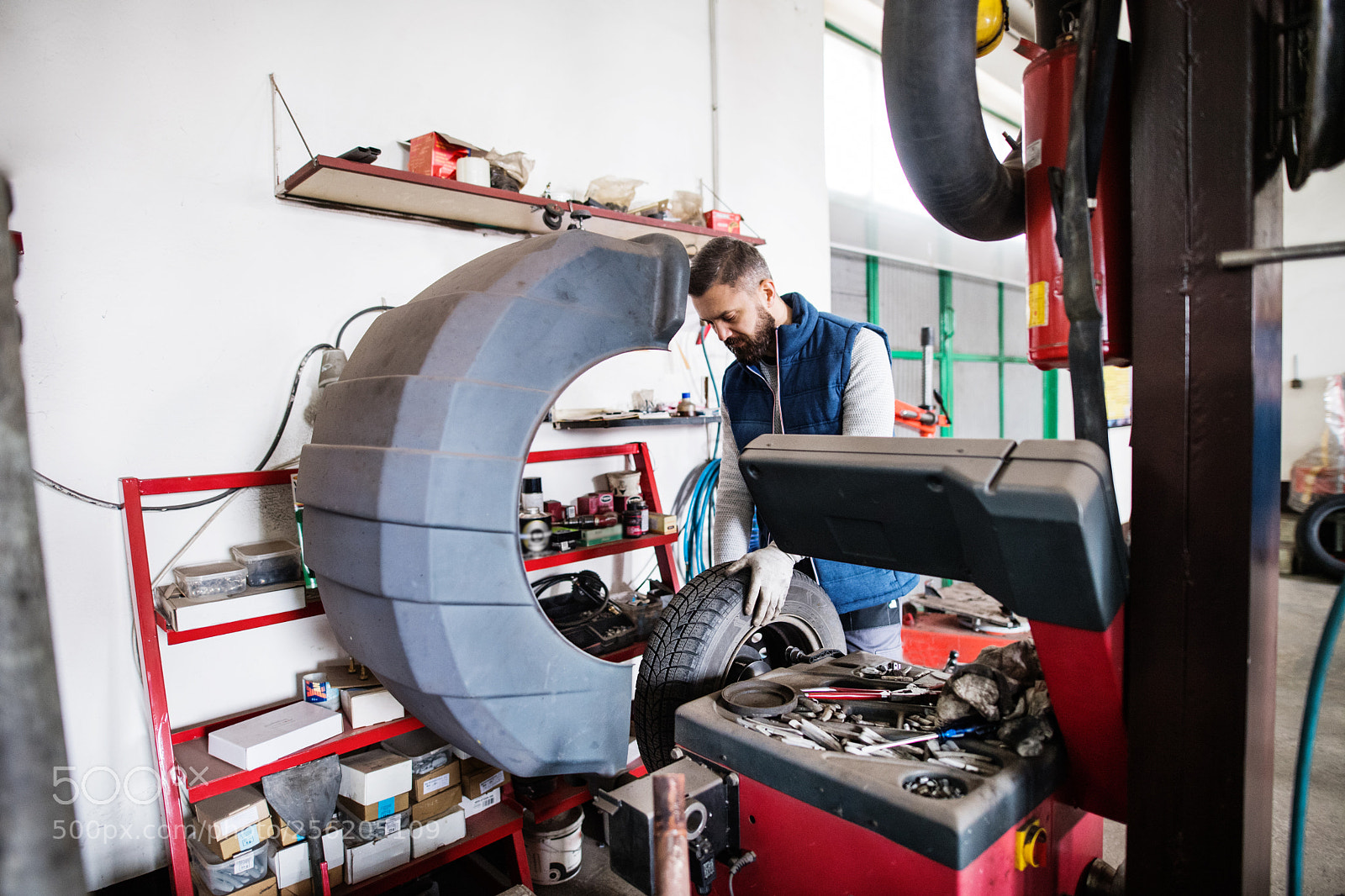 Nikon D5 sample photo. Man mechanic repairing a photography