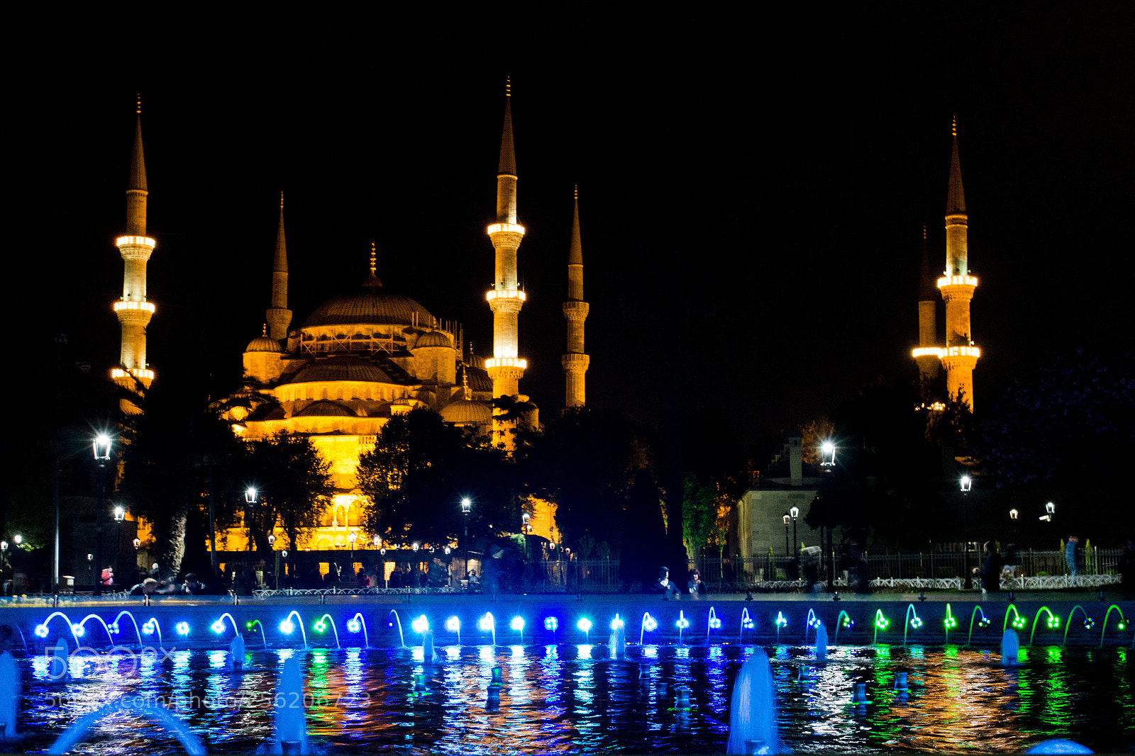 Canon EOS 700D (EOS Rebel T5i / EOS Kiss X7i) sample photo. Blue mosque istanbul photography