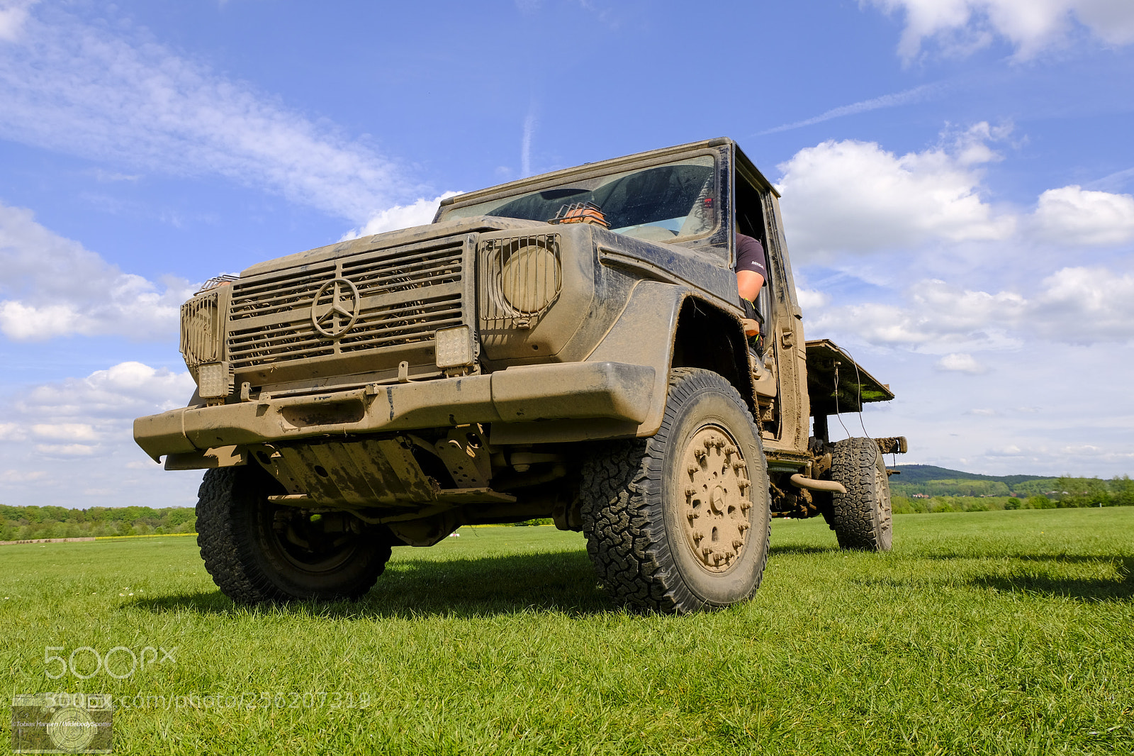 Fujifilm X-T20 sample photo. Airfield equipment photography