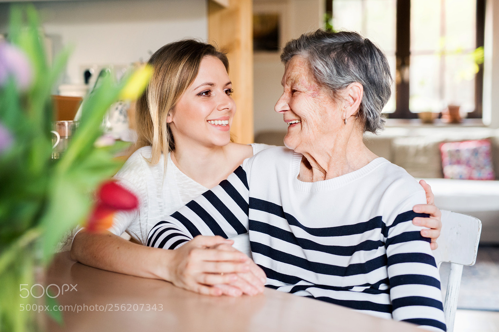 Nikon D5 sample photo. An elderly grandmother with photography