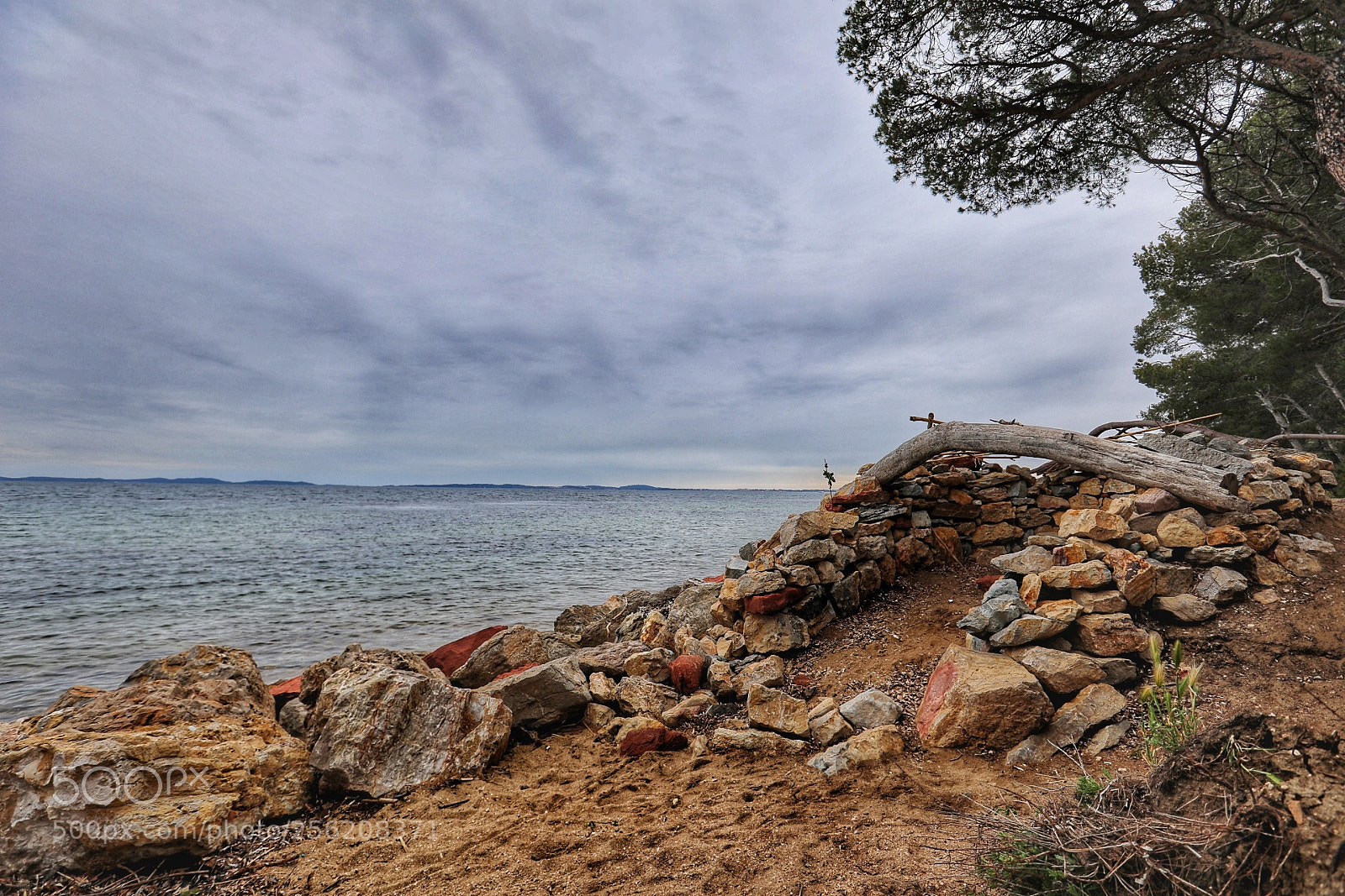 Canon EOS 5D Mark IV sample photo. Shelter photography