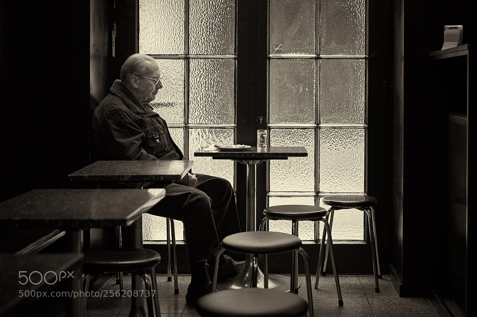 Fujifilm X-E2 sample photo. Sad and lonely photography