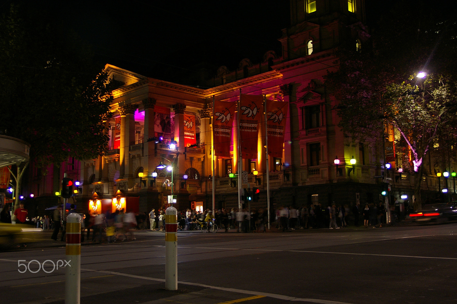 Sigma 18-50mm F3.5-5.6 DC sample photo. Melbourne town hall comedy fest photography