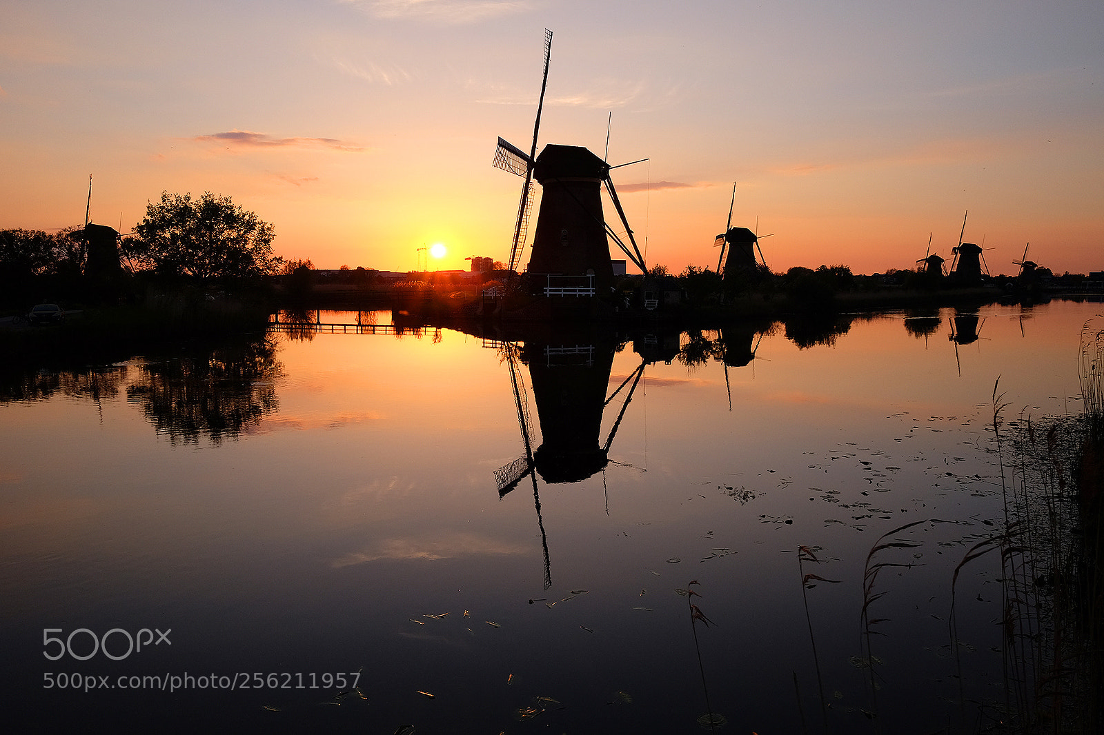 Fujifilm X70 sample photo. Kinderdijk photography